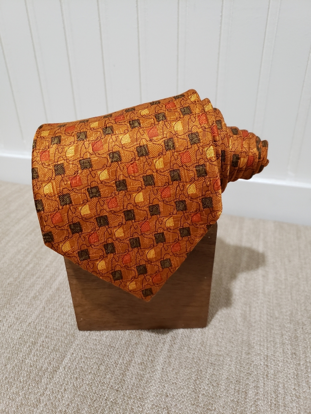 ERMENEGILDO ZEGNA Men's Silk Geometric Design Neck Tie (59"x3.5") Orange {Italy}